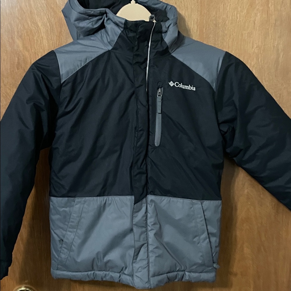 Columbia Kids' Black and Gray Puffer Jacket